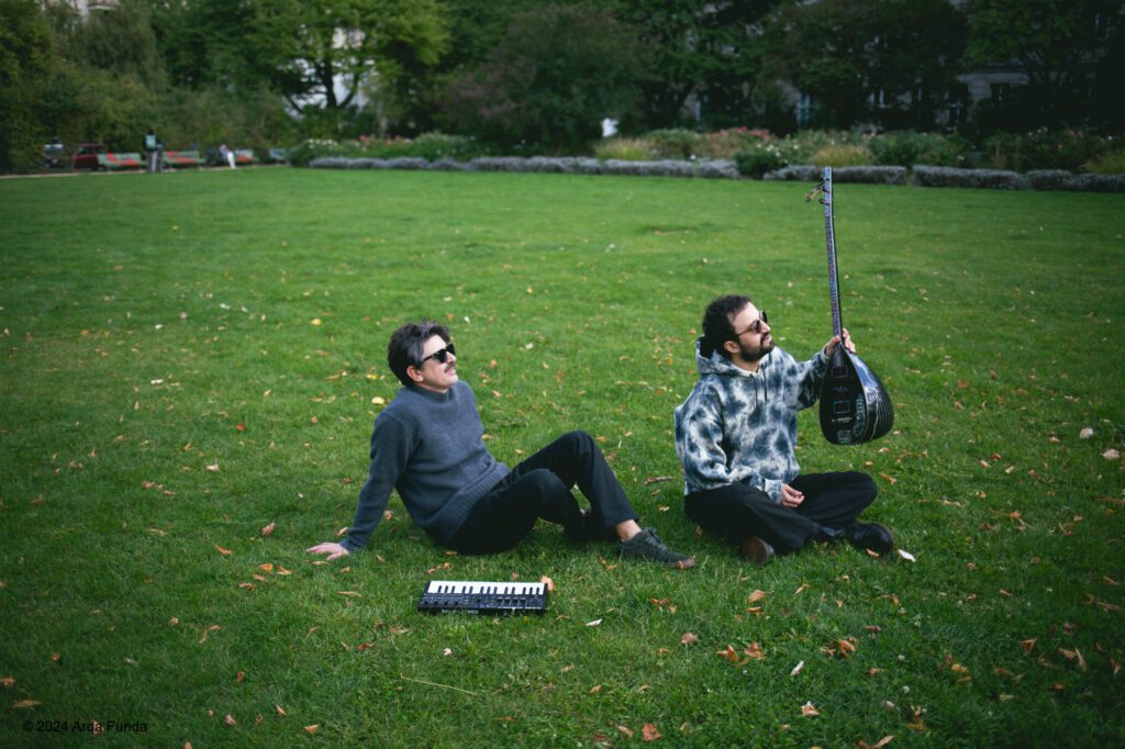 Musik am Buschkrug: PAYE / ​​Bakshish Brass Band / Cosmonautix „unplugged“